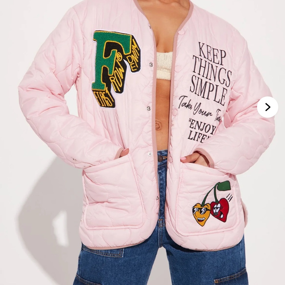 NWT First Row womens  Pink Medium Puffer Jacket